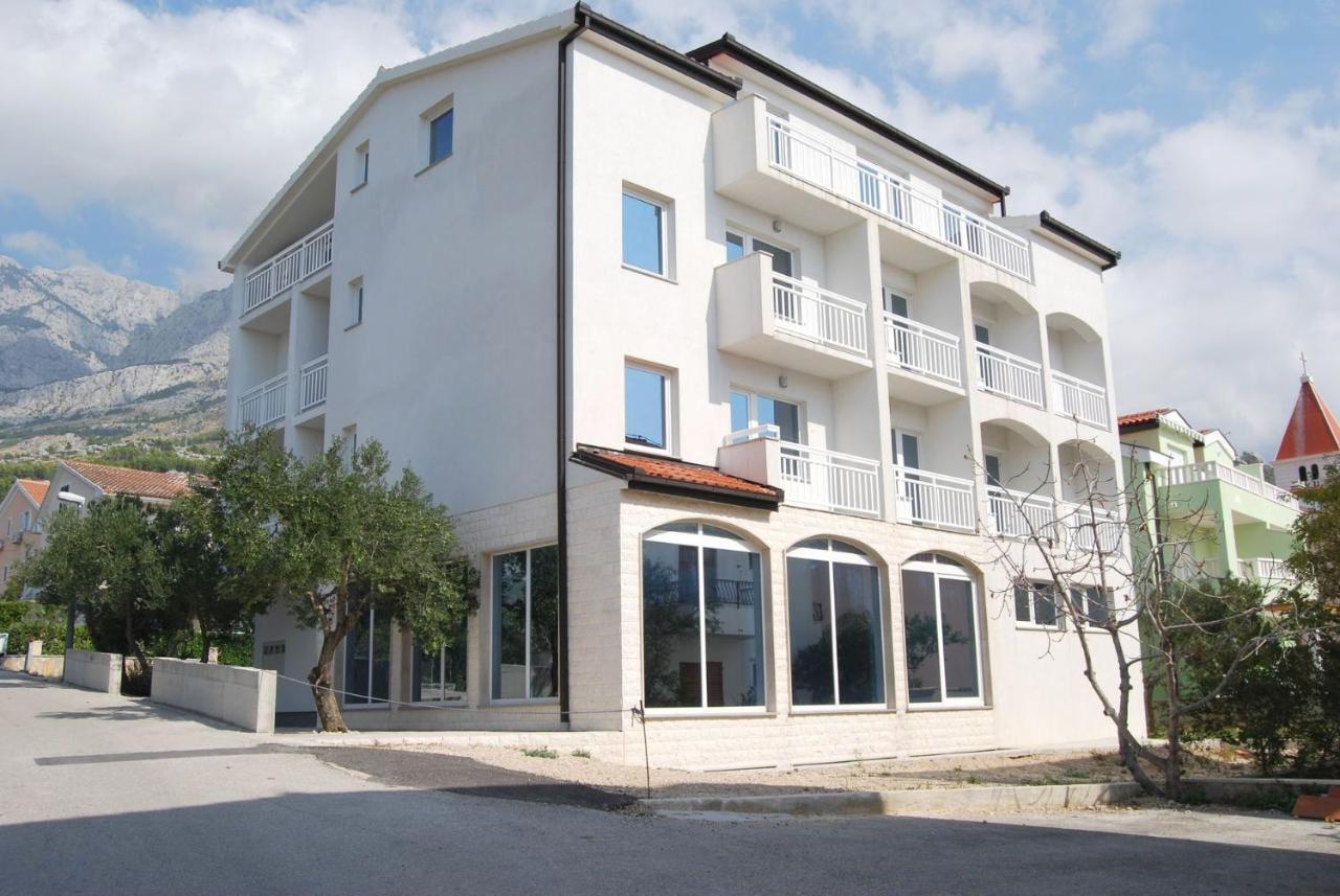Apart-Pansion Promajna Exterior photo